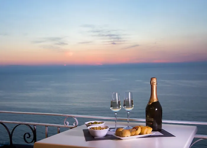 Sunset Alojamento de Acomodação e Pequeno-almoço 4*