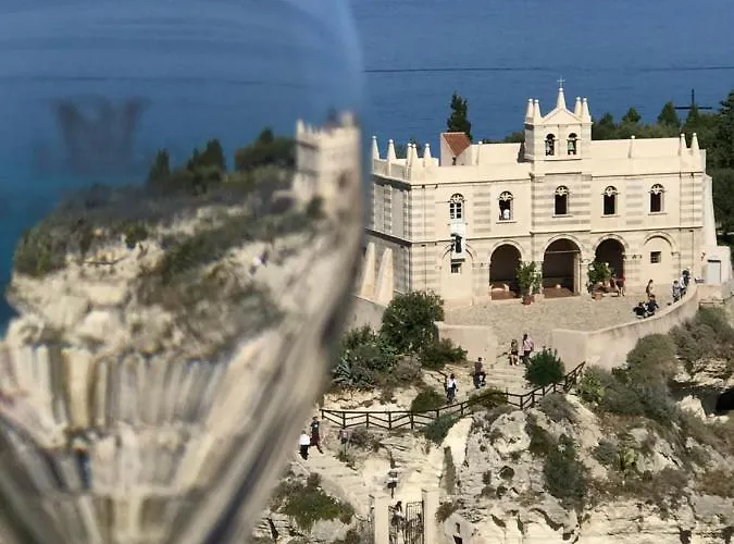 Alojamento de Acomodação e Pequeno-almoço Sunset Tropea